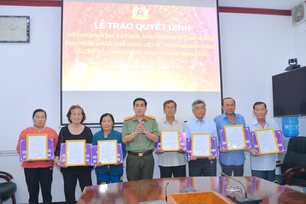 Chung tay xóa nhà tạm, nhà dột nát ở Cà Mau: Lan tỏa nghĩa tình, dựng xây niềm tin