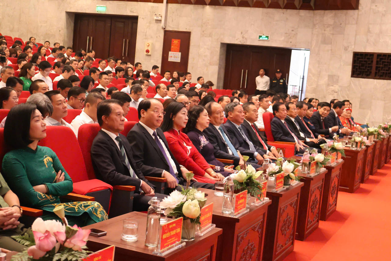 Các đại biểu tham dự tại buổi Lễ. (Ảnh: Thanh Hà).