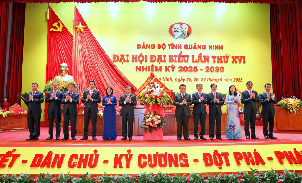 Đại hội đại biểu Đảng bộ tỉnh Quảng Ninh lần thứ XVI, nhiệm kỳ 2025 - 2030: Phát huy truyền thống, bản lĩnh, trí tuệ và khát vọng vươn lên cùng dân tộc