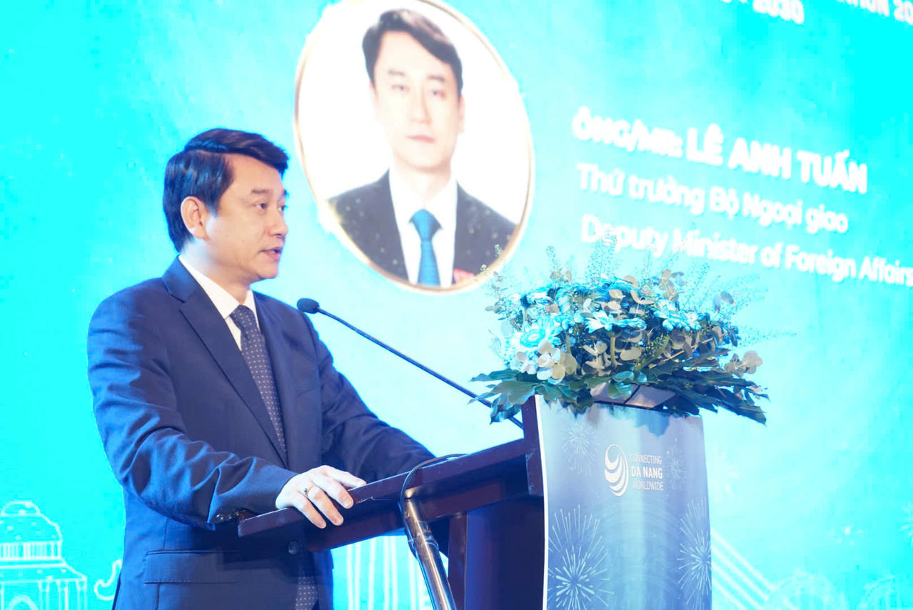 Thứ trưởng Bộ Ngoại giao Lê Anh Tuấn phát biểu tại Hội nghị.