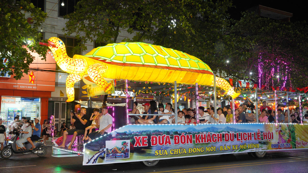 Trung tuần tháng 9/2025, Ban An toàn Giao thông (ATGT) tỉnh
Tuyên Quang ban hành văn bản  tổ chức diễu diễn vào thứ Bảy
và Chủ nhật. Ảnh: Đức Mạnh.