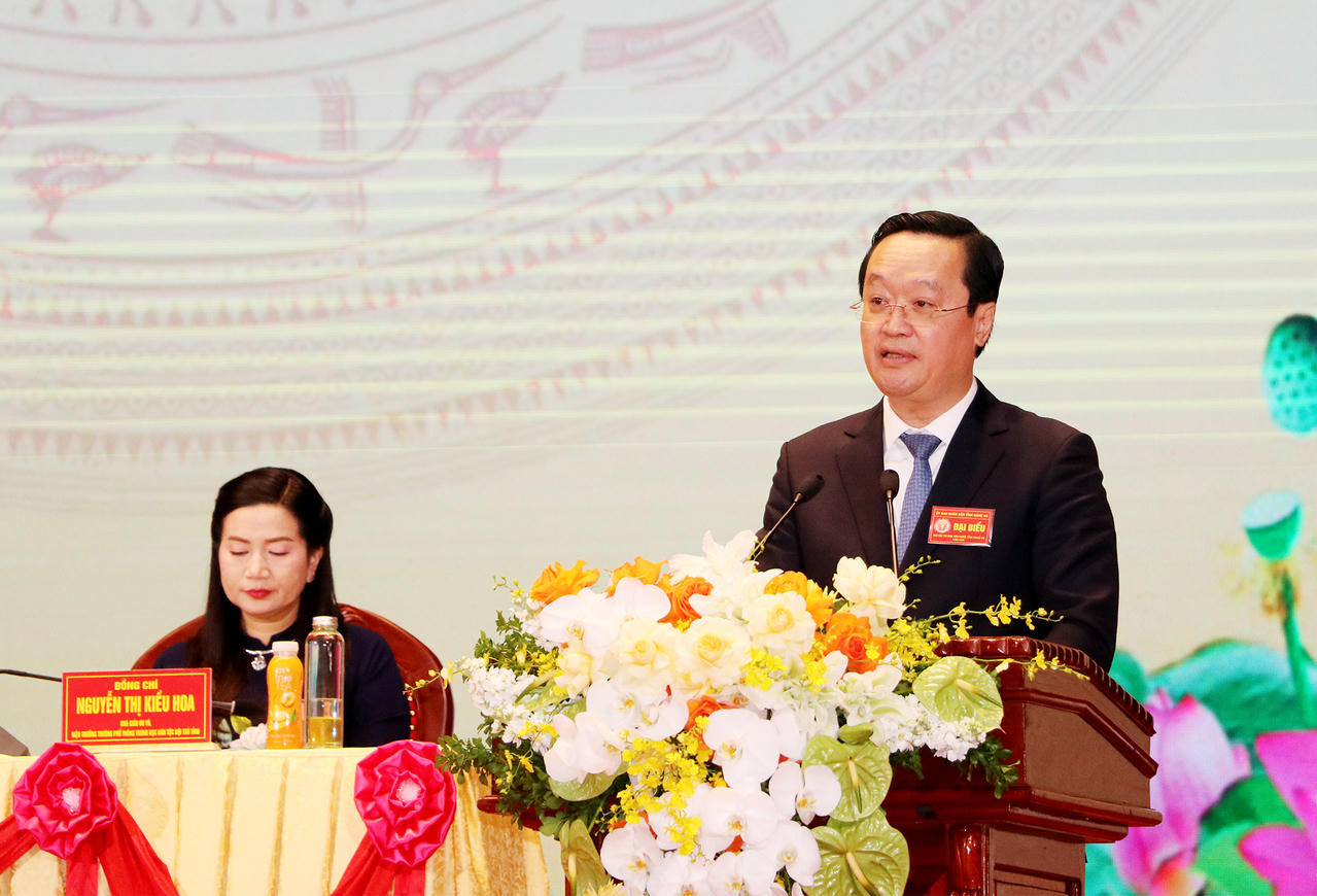 Bí thư Tỉnh uỷ Nguyễn Đức Trung phát biểu tại Đại hội.