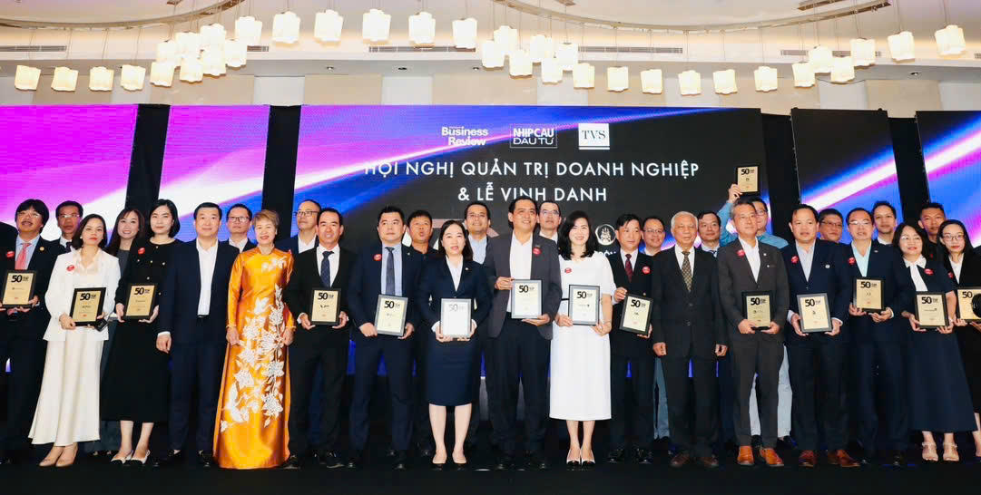 Bảo Việt (BVH): Top 50 Công ty kinh doanh hiệu quả nhất Việt Nam 2025