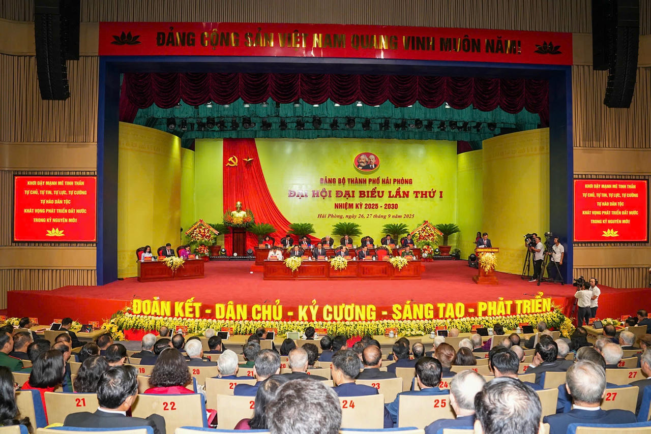 Thủ tướng dự và chỉ đạo tại Đại hội đại biểu Đảng bộ thành phố Hải Phòng nhiệm kỳ 2025-2030