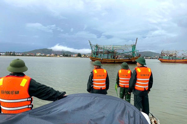 Quảng Trị cấm tàu thuyền ra khơi từ 17h ngày 27/9 để ứng phó bão số 10