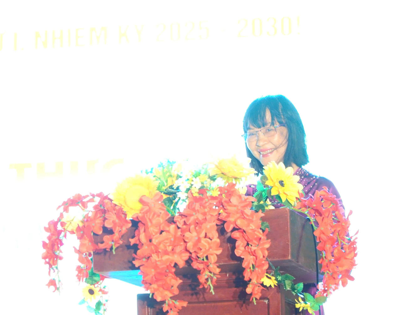 Bà Quảng Xuân
Lụa, Giám đốc Trung tâm Xúc tiến Đầu tư, Thương mại và Du lịch An Giang phát biểu
khai mạc.