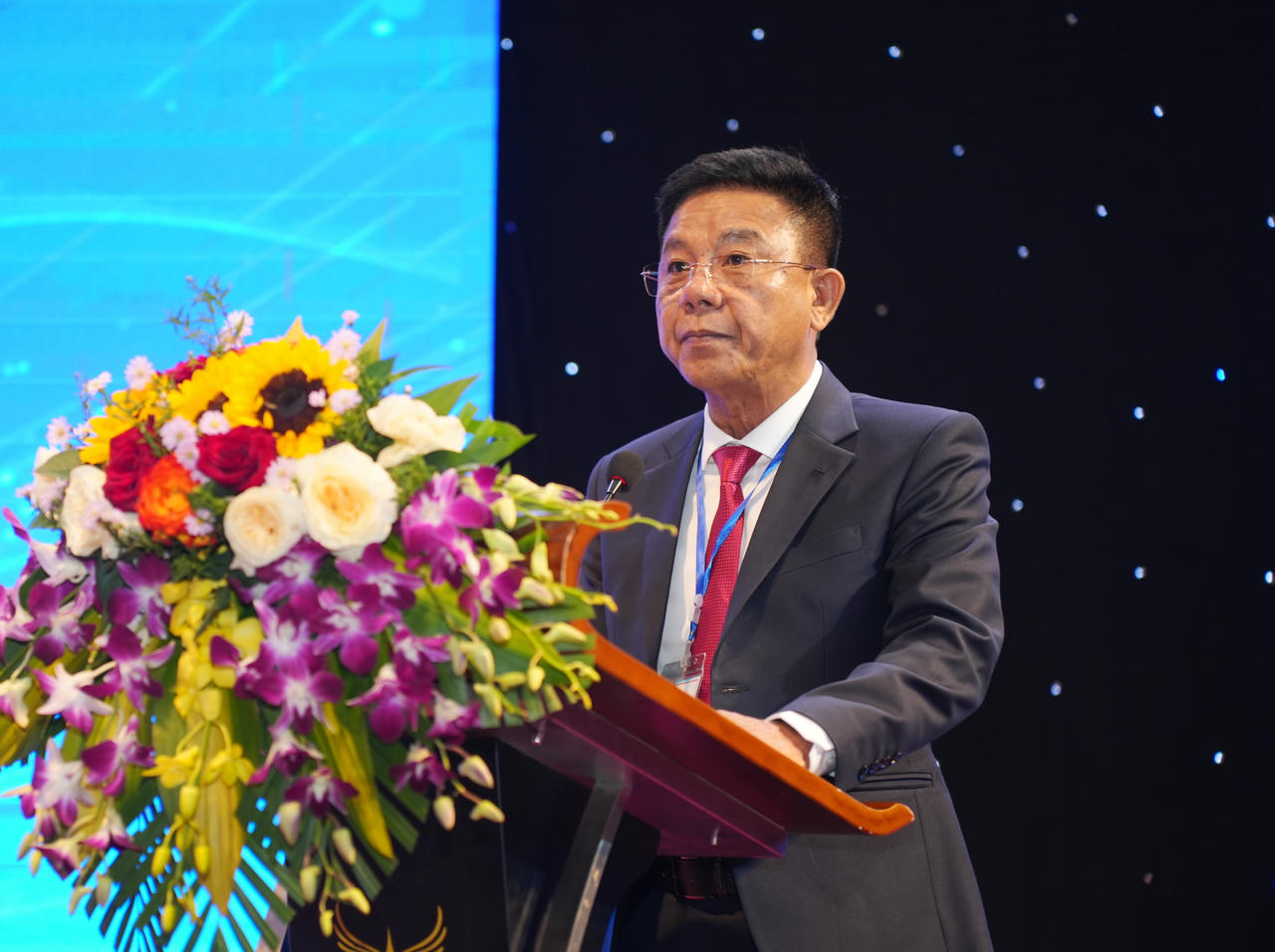 Chủ tịch Hiệp hội du lịch tỉnh Quảng Trị Nguyễn Anh Tuấn phát biểu nhận nhiệm vụ.