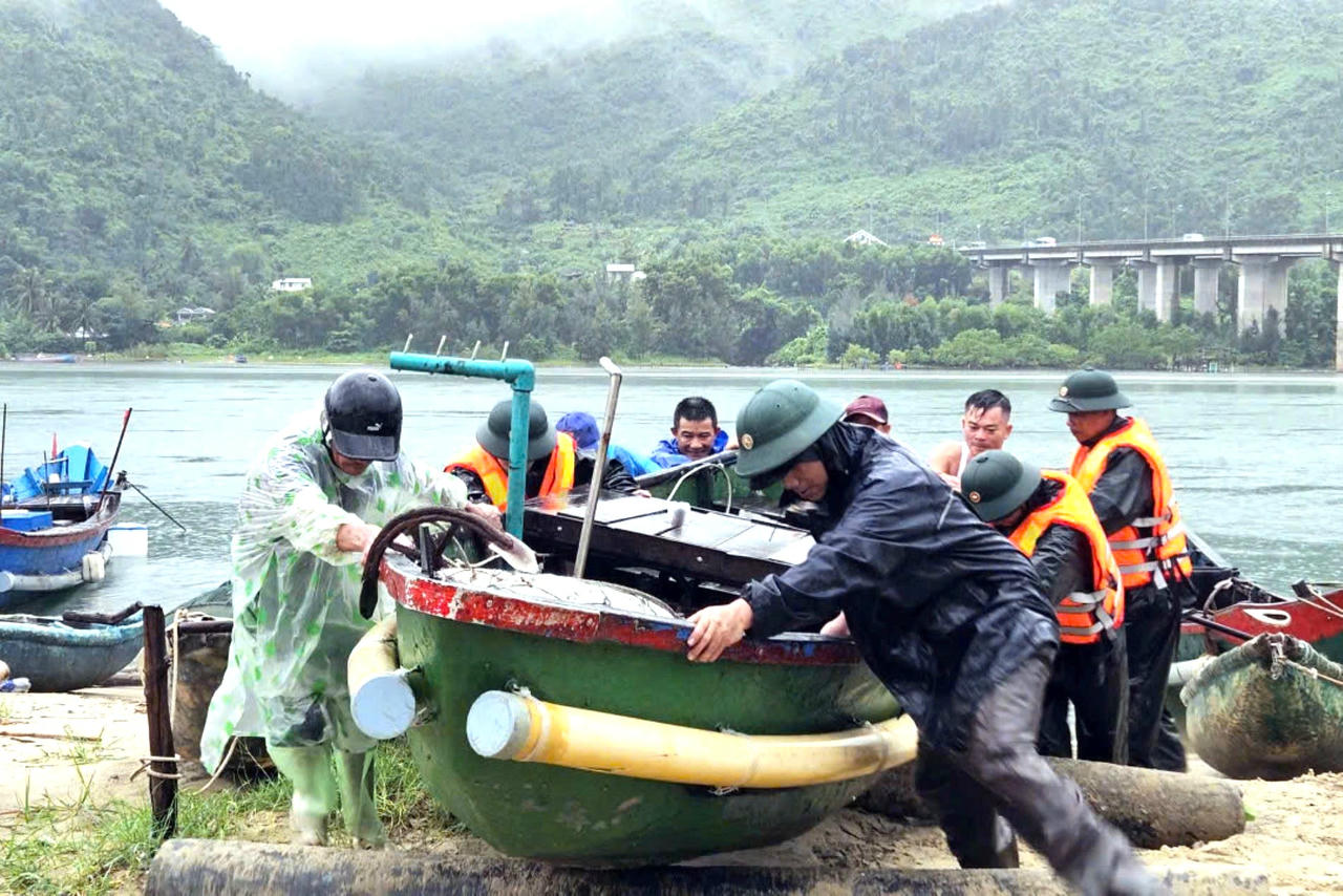 Bộ đội Biên phòng TP Huế chủ động ứng phó bão số 10
