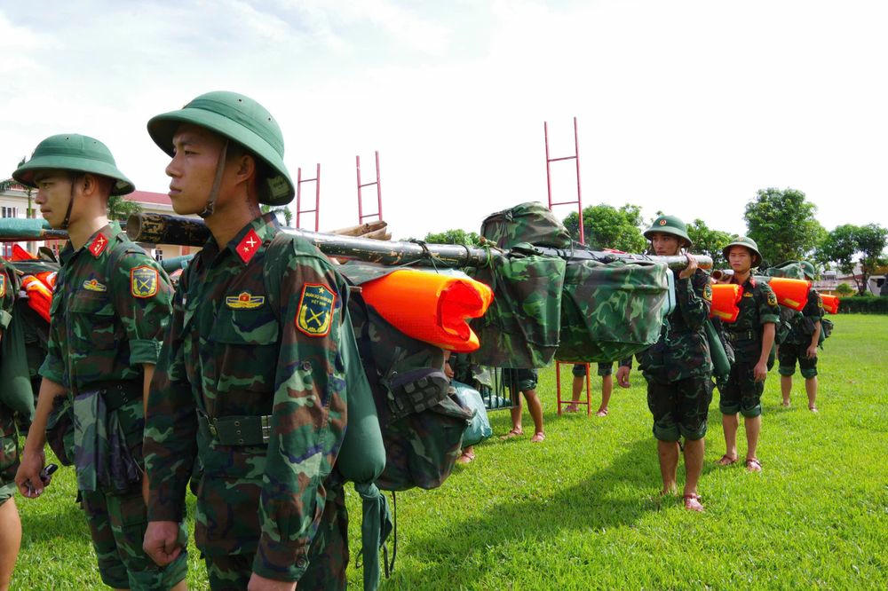 Trung đoàn 841 (Bộ Chỉ huy Quân sự tỉnh Hà Tĩnh) đã phát lệnh báo động toàn đơn vị, triển khai đồng bộ các phương án ứng phó.