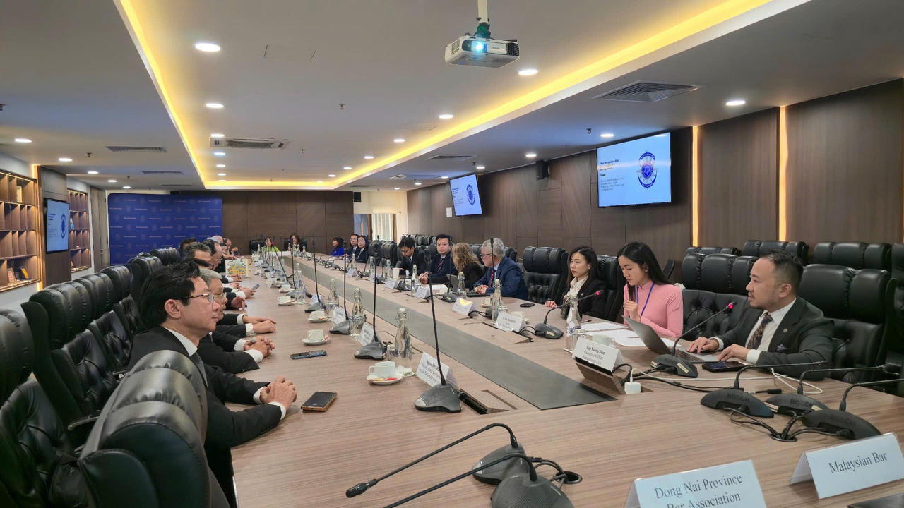 Quang cảnh buổi lễ ký kết Đoàn Luật sư Malaysia