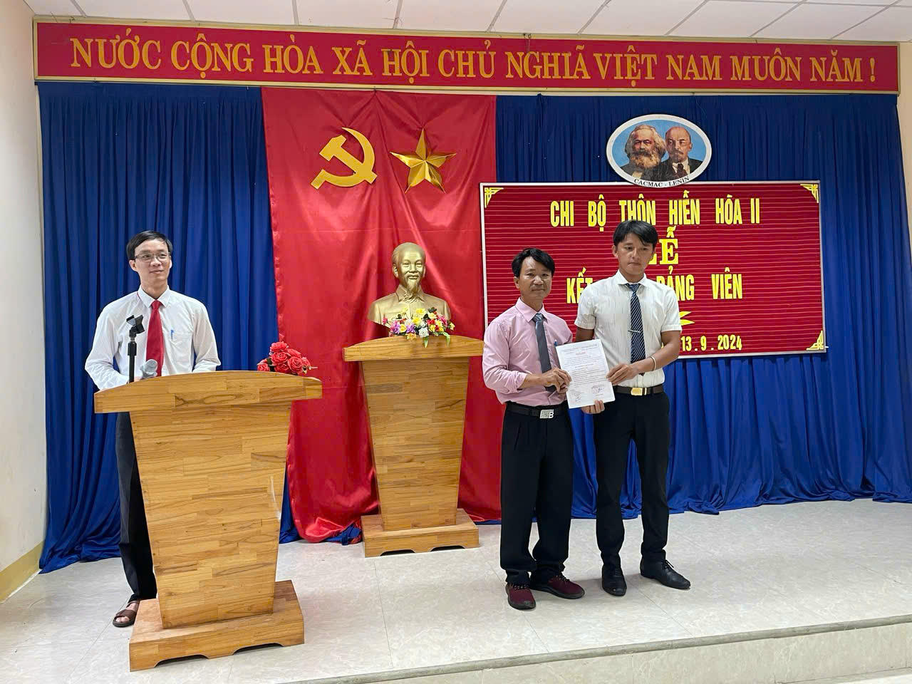 Công tác phát triển đảng trong các lực lượng, đơn vị,
tổ chức tại Huế luôn được quan tâm cả về số lượng và chất lượng