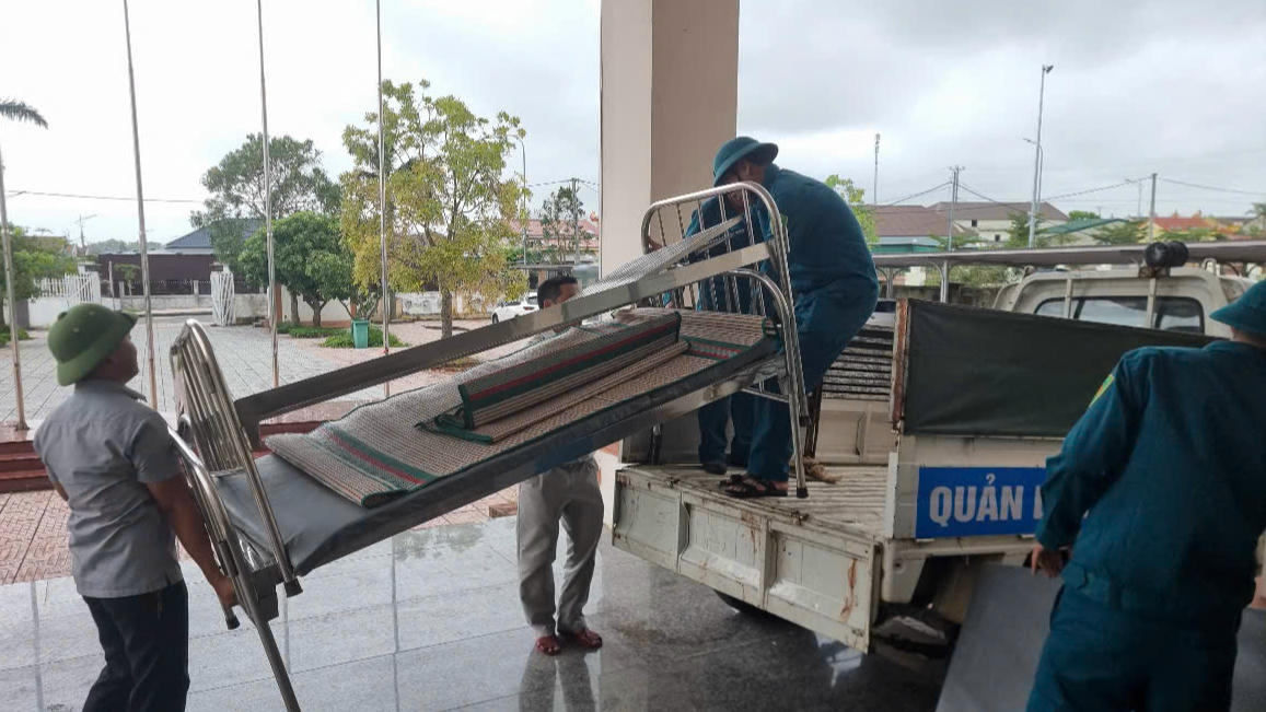 279 hộ dân với hơn 642 nhân khẩu tại các tổ dân phố Hải Thanh, Hải Phong 1 và Hải Phong 2 (Vũng Áng) đã được di dời khẩn trương về khu tái định cư Kỳ Lợi cũ (nay thuộc phường Sông Trí). 