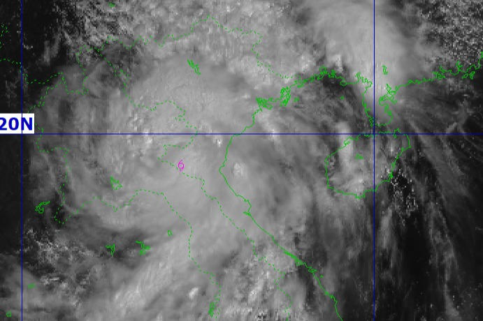 Cảnh báo các nguy cơ sau khi bão số 10 suy yếu