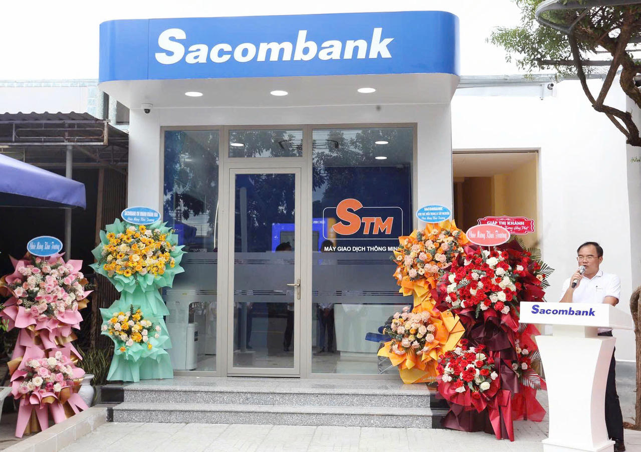 Sacombank mở rộng hệ thống máy giao dịch tự động STM phục vụ 24/7