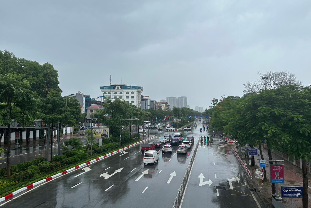 Thời tiết ngày 11/10: Bắc Bộ ngày nắng, đêm mưa, Trung Bộ có mưa rào 