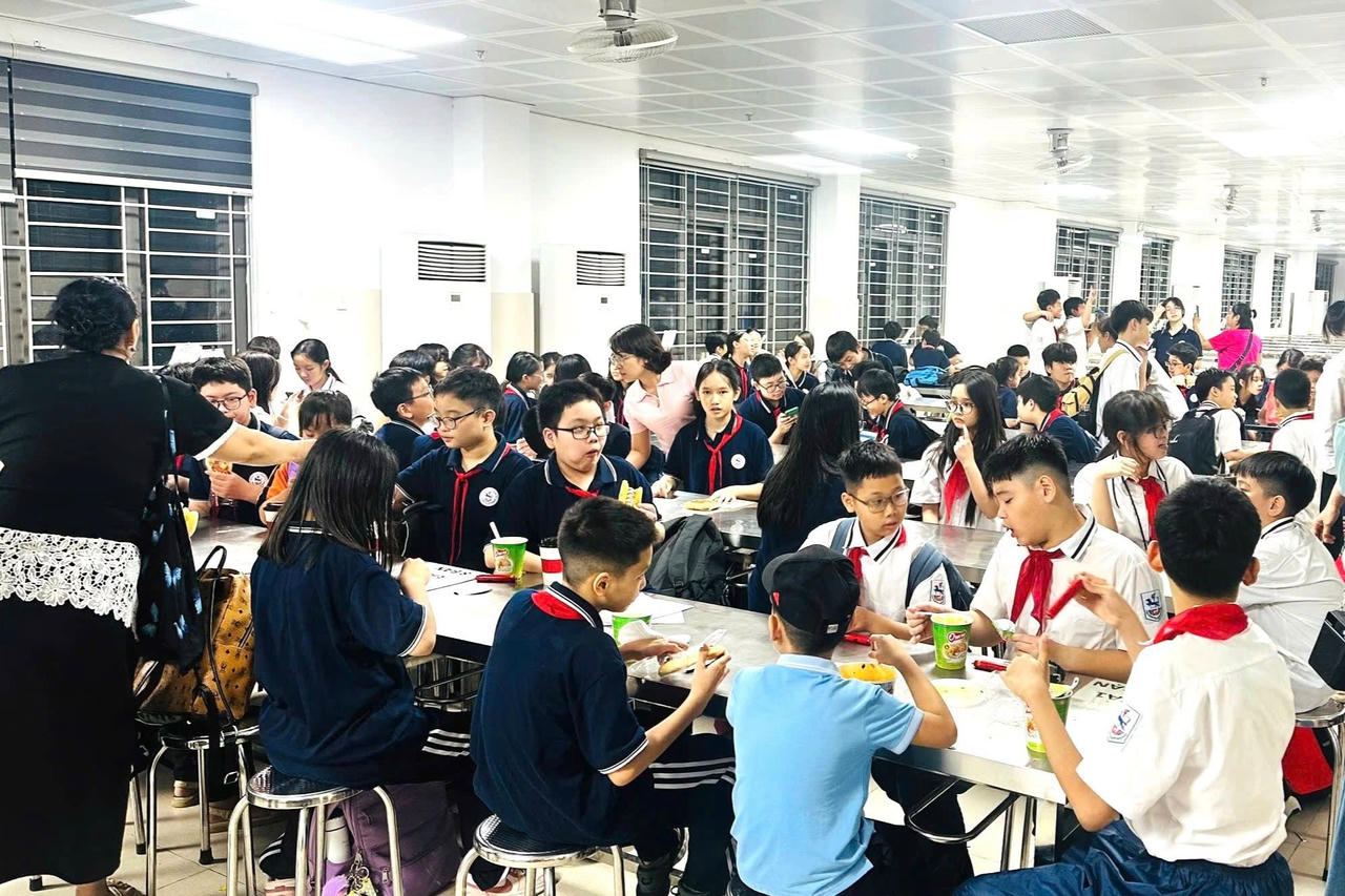 Học sinh toàn thành phố Hà Nội được nghỉ học ngày mai - 01/10