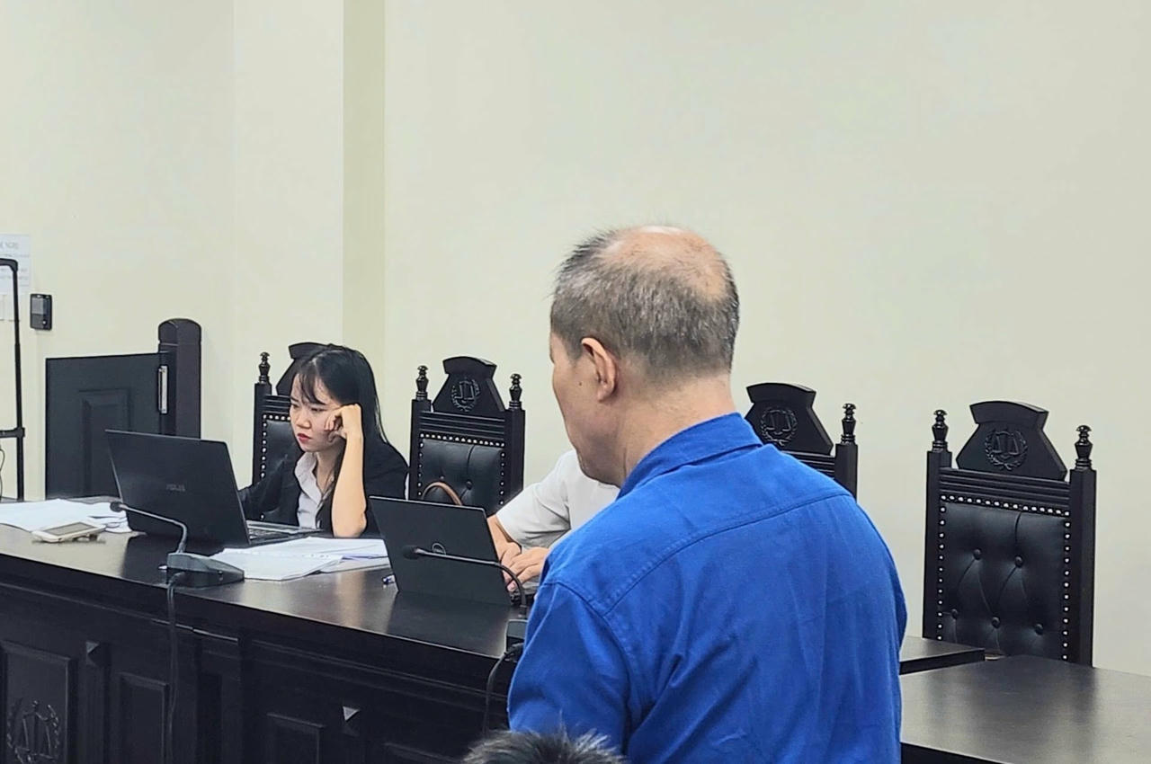 Người đàn ông 65 tuổi đầu độc vợ bằng thuốc sâu lãnh 10 năm tù