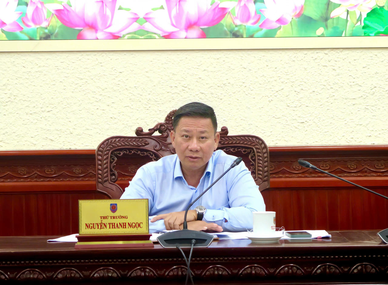 Thứ trưởng Nguyễn Thanh Ngọc.