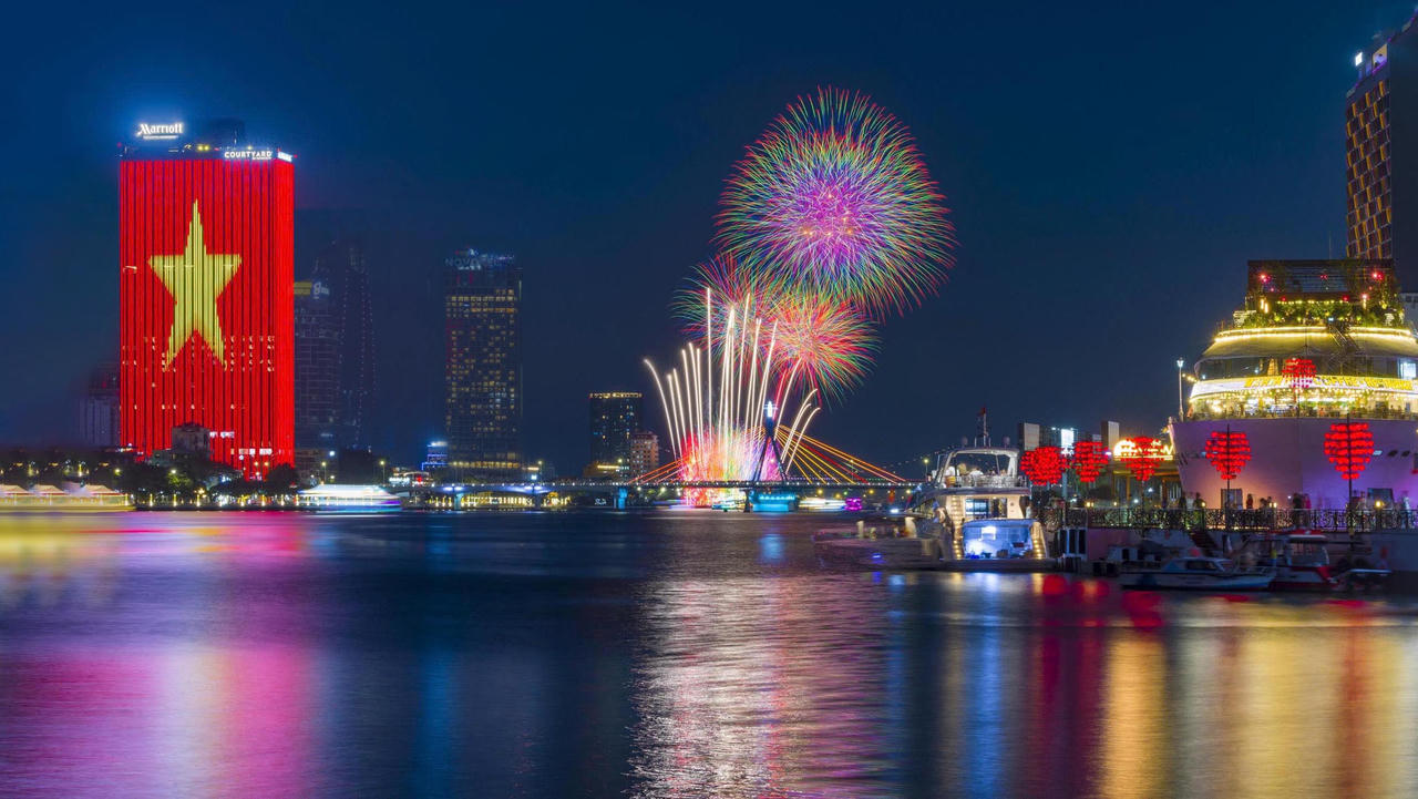 Tọa độ biểu tượng và khát vọng vươn mình cùng quốc tế