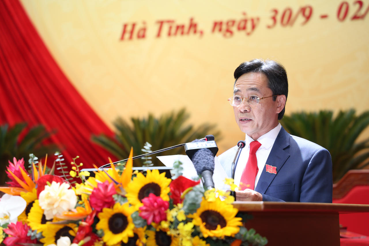 Phó Bí thư Thường trực Tỉnh ủy Hà Tĩnh Trần Thế Dũng phát biểu khai mạc phiên trù bị.