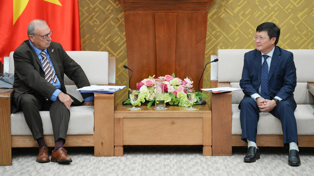 Thứ trưởng Mai Lương Khôi tiếp ông Mario Ronconi, Vụ trưởng Vụ Nam Á và Đông Nam Á, Tổng vụ Đối ngoại, Ủy ban châu Âu.