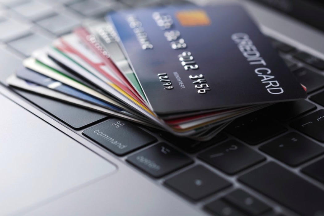 Hiến kế cho mô hình Trung tâm tài chính quốc tế tại Việt Nam - Kỳ 3: Sớm hoàn thiện hành lang pháp lý bảo vệ người tiêu dùng tài chính