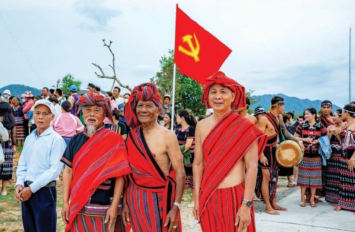 Già làng “thắp lửa” giúp bà con ở A Lưới giảm nghèo