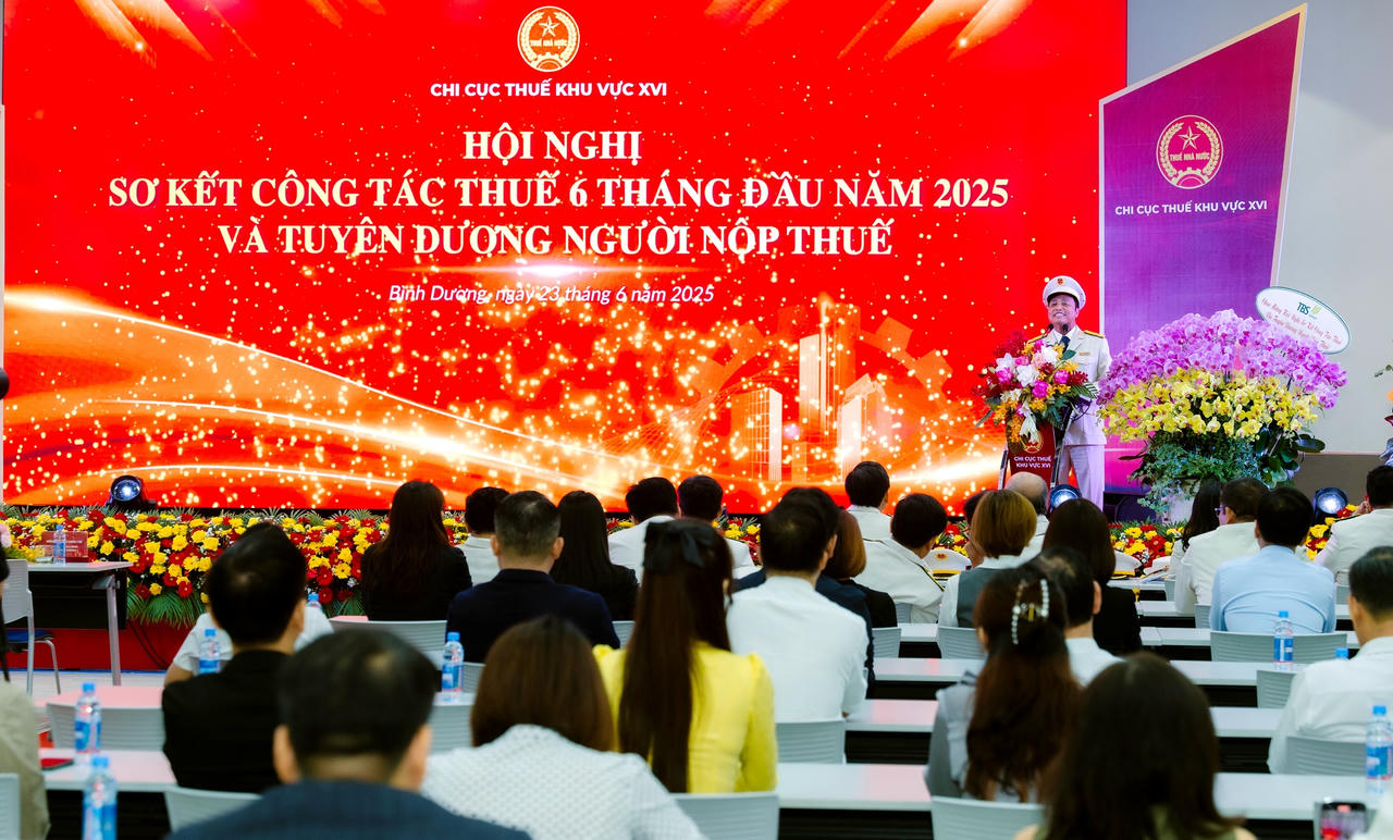 Nộp thuế nổi bật, Tân Hiệp Phát được biểu dương 