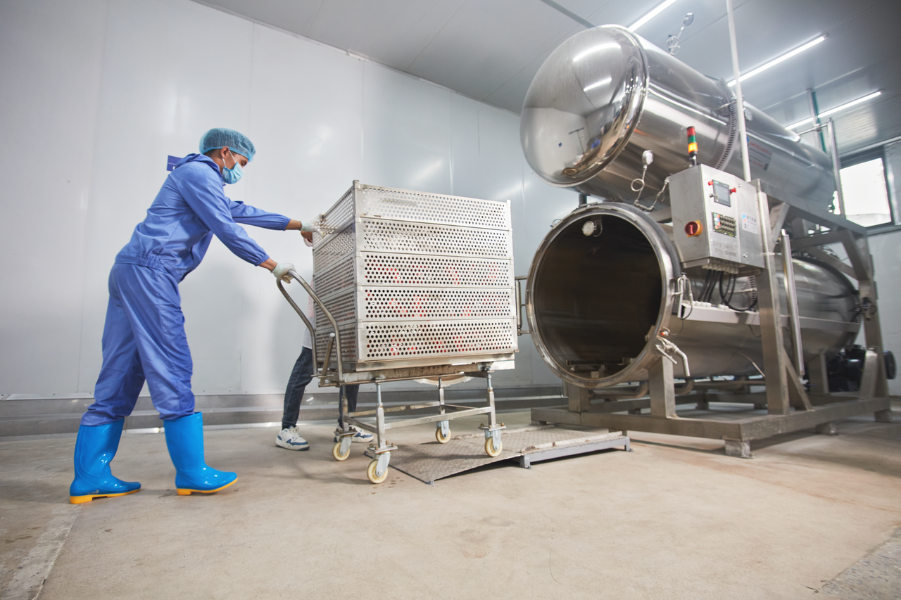 Khu chế biến sản phẩm tại Nhà máy