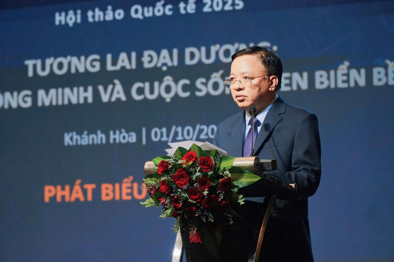 Phó Chủ tịch UBND tỉnh Khánh Hòa Lê Huyền phát biểu khai mạc Hội thảo.