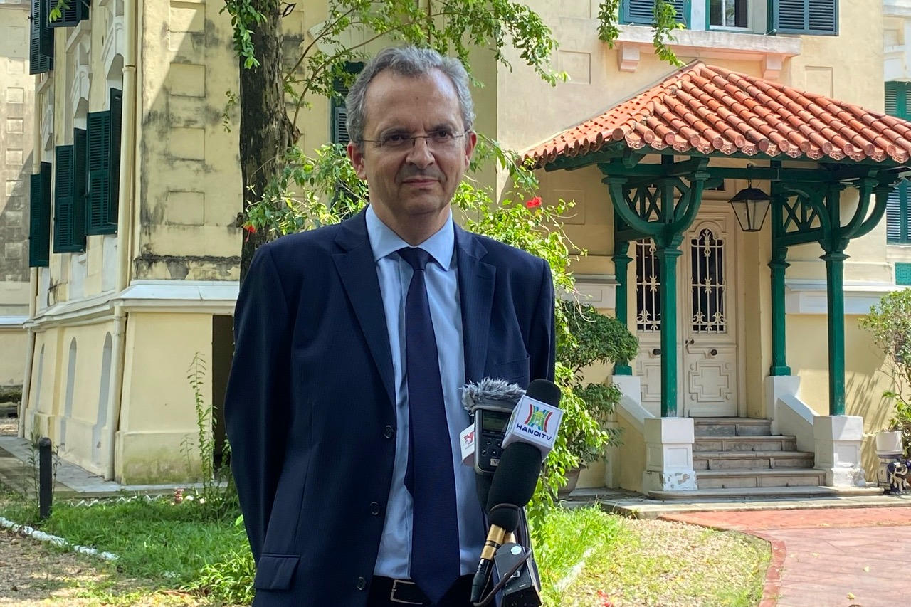 Hệ thống pháp lý cho trung tâm tài chính quốc tế phải phù hợp, tương thích với sự vận hành của thế giới tài chính hiện đại