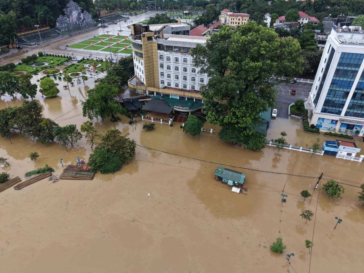 Nước sông Lô dâng cao gây ngập lụt nhiều khu vực tại Tuyên Quang

