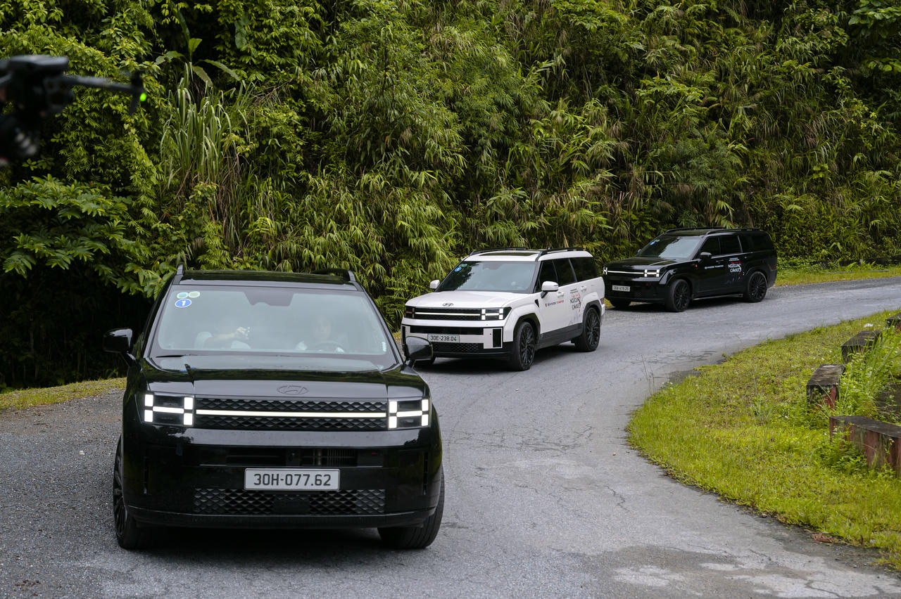 Hành trình đi tìm dấu ấn văn hóa 1.000km cùng Hyundai Santa Fe