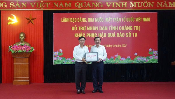 Đảng, Nhà nước chung tay cùng Quảng Trị khắc phục hậu quả bão số 10