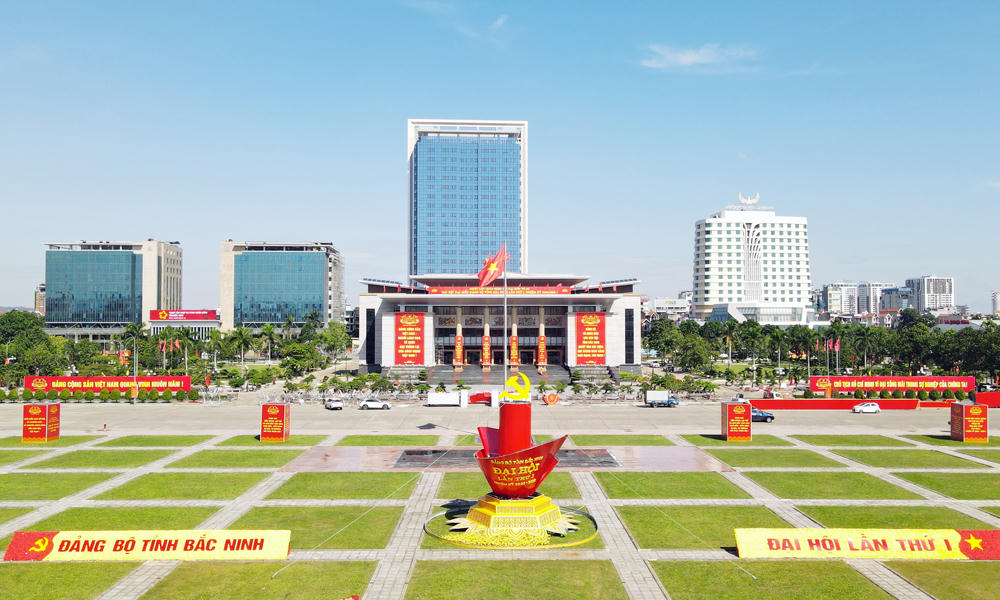 Tỉnh Bắc Ninh mới được thành lập trên cơ sở hợp nhất hai tỉnh Bắc Giang và Bắc Ninh, với tổng diện tích tự nhiên 4.718,31 km2, quy mô dân số trên 3,6 triệu người, với 99 đơn vị hành chính cấp xã. 