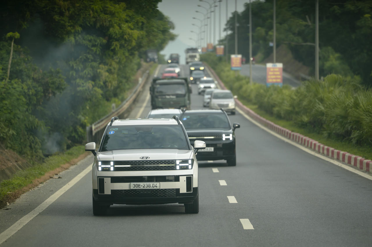 Hành trình đi tìm dấu ấn văn hóa 1.000km cùng Hyundai Santa Fe
