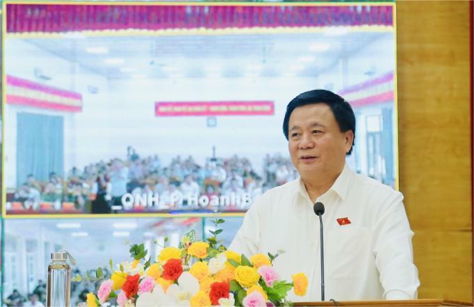 ĐBQH Nguyễn Xuân Thắng, Ủy viên Bộ Chính trị, Giám đốc Học viện Chính trị Quốc gia Hồ Chí Minh, Chủ tịch Hội đồng Lý luận Trung ương thông tin đến các cử tri về dự kiến nội dung, chương trình Kỳ họp thứ 10.