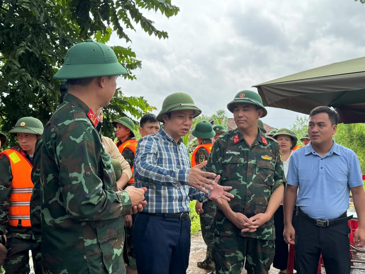 Chủ tịch tỉnh Cao Bằng gửi Thư động viên tới cán bộ, chiến sĩ và nhân dân sau mưa lũ
