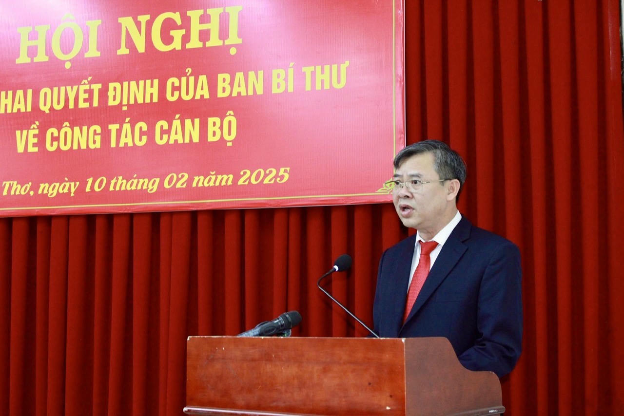 Ông Trương Cảnh Tuyên được giới thiệu để bầu làm Chủ tịch UBND TP Cần Thơ.