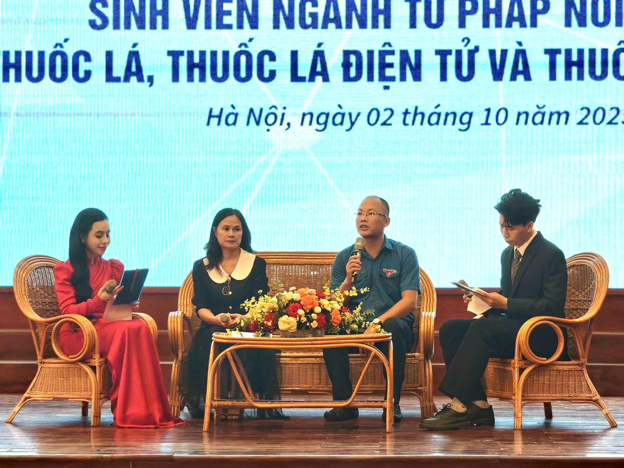 Toạ đàm Sinh viên ngành Tư pháp nói Không với thuốc lá, thuốc lá điện tử, thuốc lá nung nóng