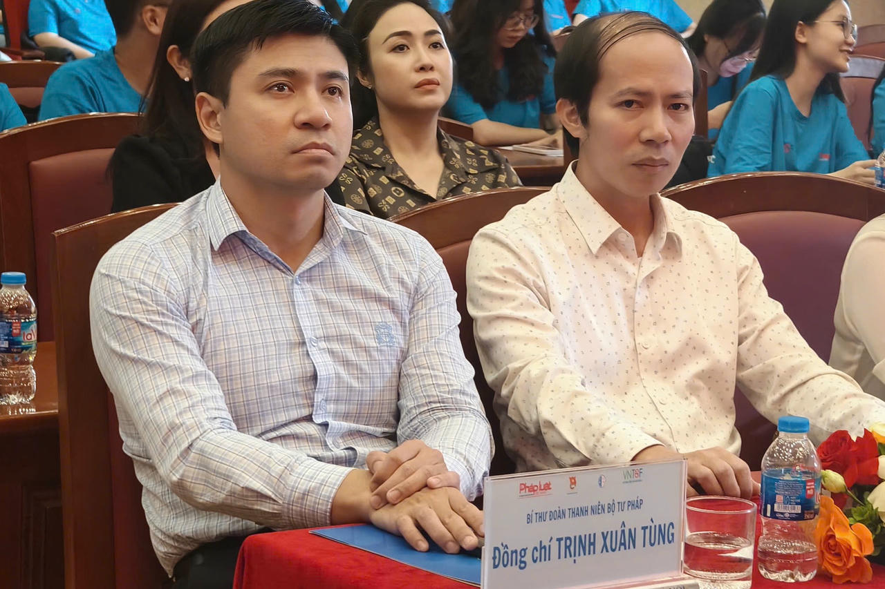 Tưng bừng Lễ mít tinh 'Đoàn Thanh niên Bộ Tư pháp nói không với thuốc lá, thuốc lá điện tử, thuốc lá nung nóng'