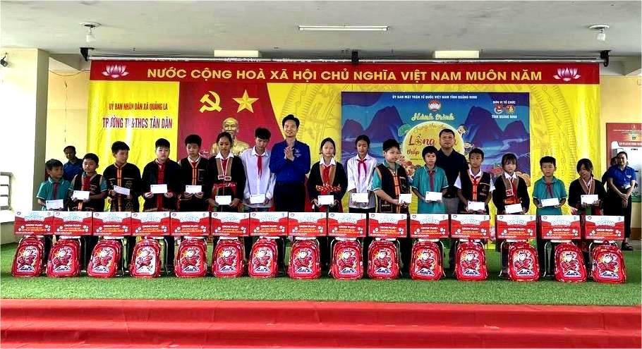 Trách nhiệm của tuổi trẻ Quảng Ninh trong việc chăm lo, bảo vệ và đồng hành cùng các em trên con đường trưởng thành.