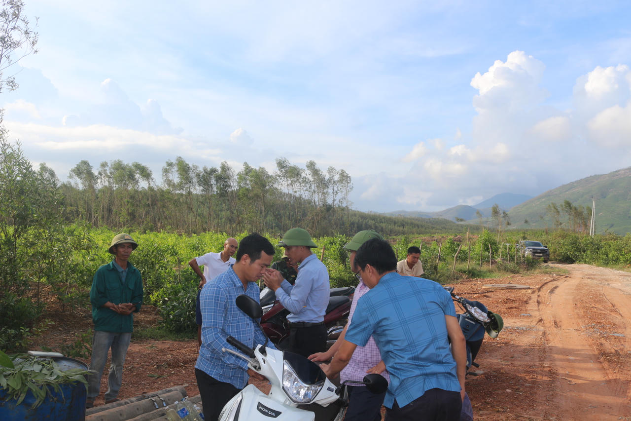 Đoàn kiểm tra thông qua biên bản ghi nhận sự việc.