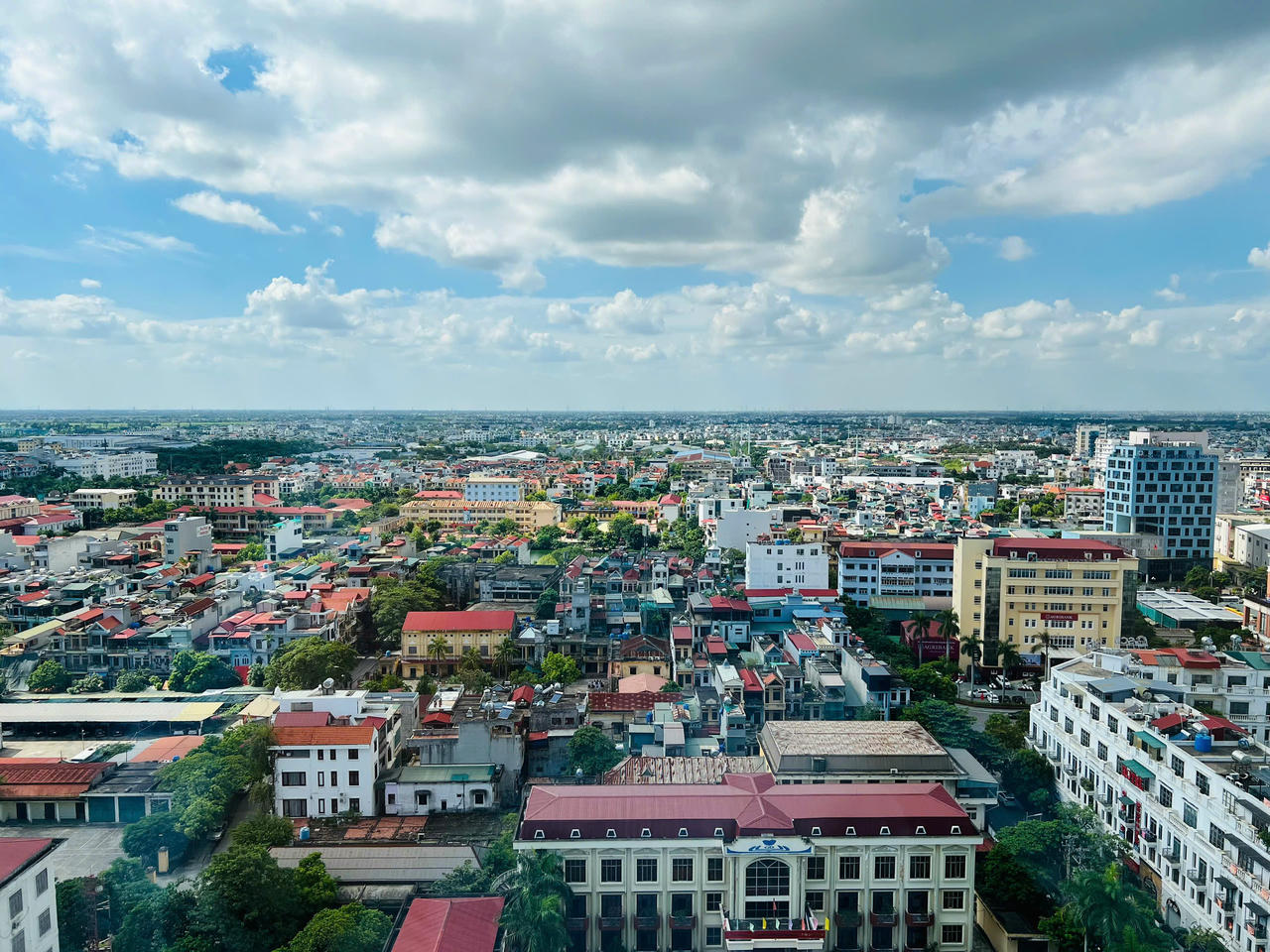 Đại hội đề ra tầm nhìn, phát triển Hưng Yên trong giai đoạn 2035 – 2045 Hưng Yên là tỉnh công nghiệp hiện đại, đáp ứng tiêu chí đô thị loại I.