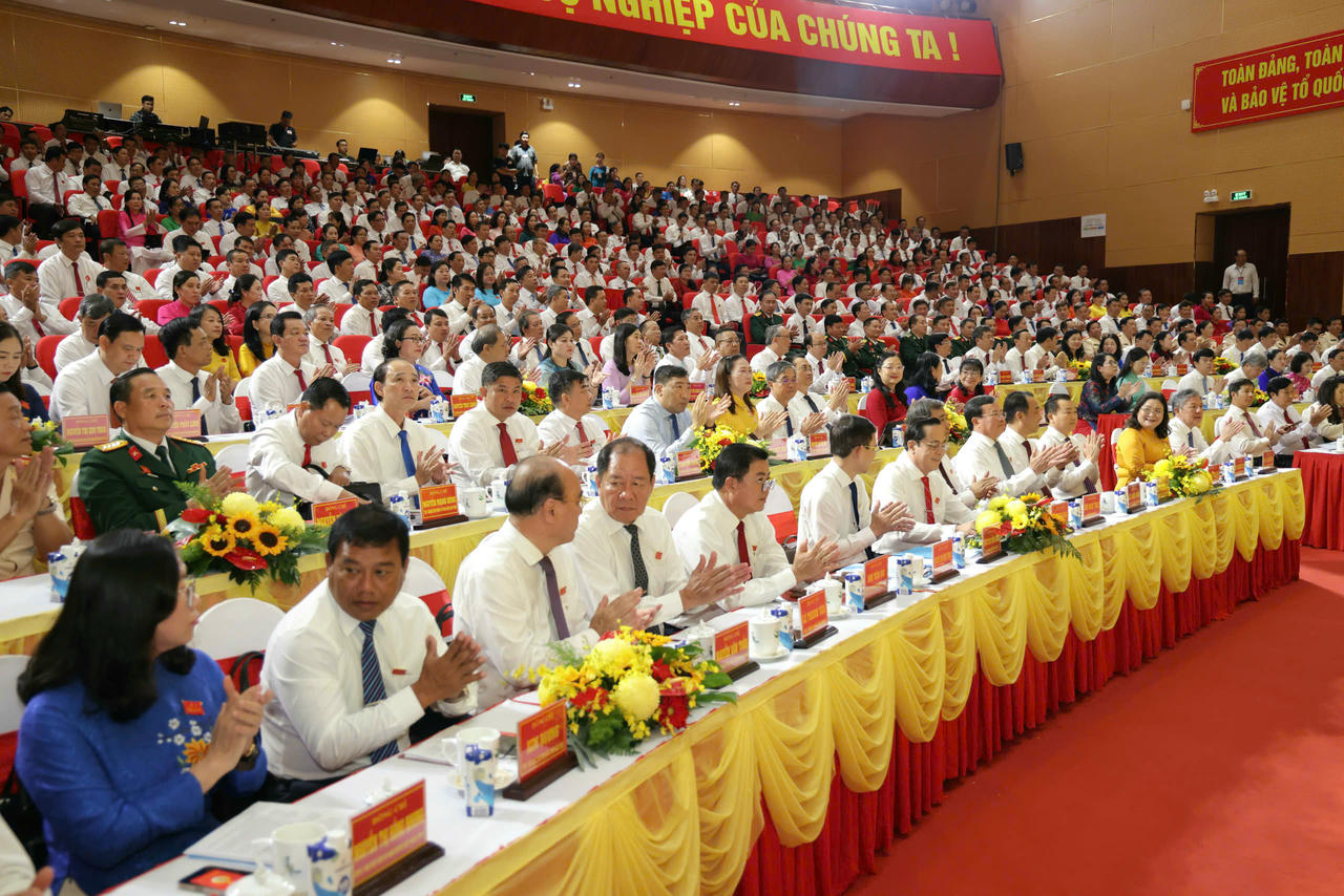 Quang cảnh phiên trù bị.