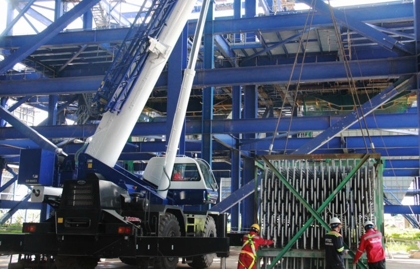 Thi công lắp đặt lò hơi của dự án đã đạt khoảng hơn 20%.