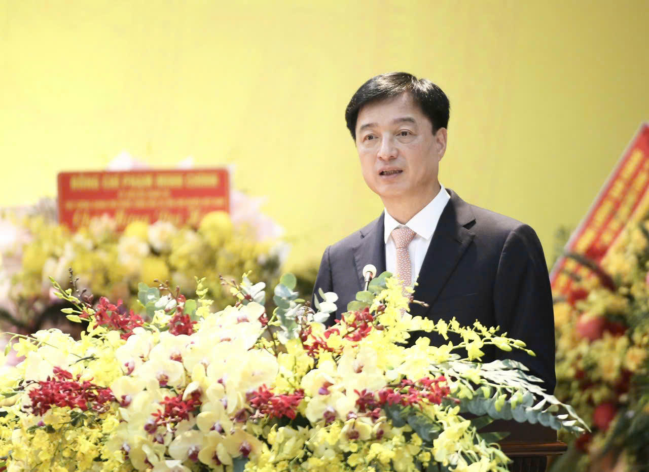 Ủy viên Bộ Chính trị, Bí thư Trung ương Đảng, Chủ nhiệm Ủy ban Kiểm tra Trung ương Nguyễn Duy Ngọc phát biểu tại Đại hội.