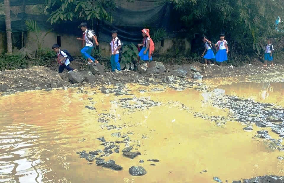 Cận cảnh tuyến đường 'khổ nhất' Đà Nẵng khiến người dân, cánh tài xế ngán ngẩm