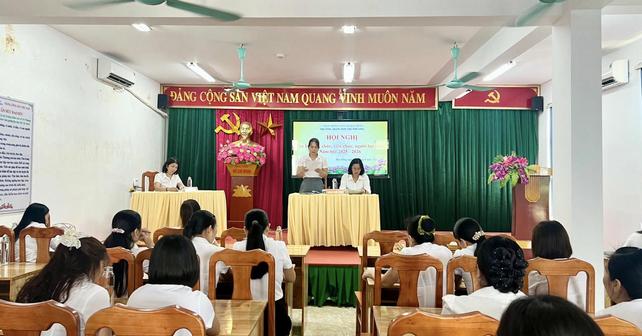 Trường mầm non Tri Phương tổ chức Hội nghị cán bộ, viên chức, người lao động năm học 2025 - 2026.