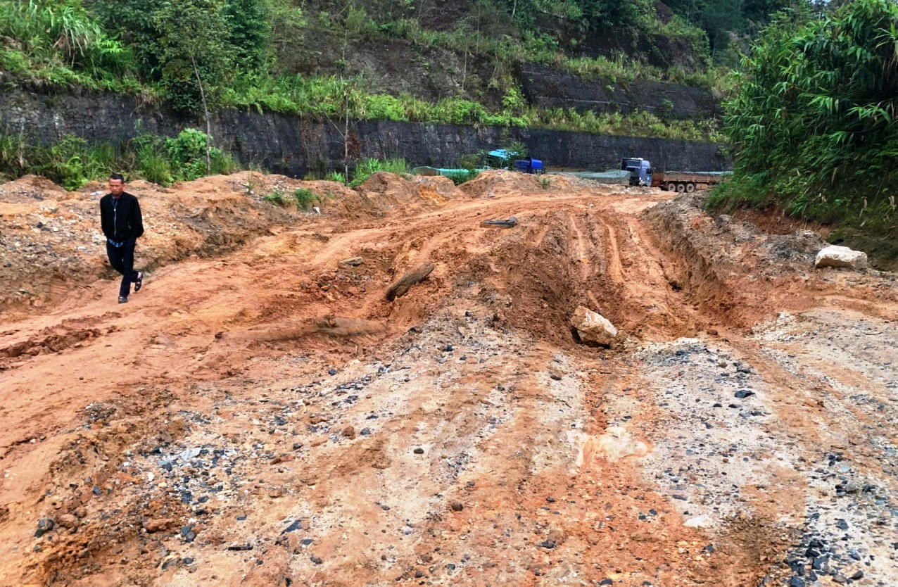 Cận cảnh tuyến đường 'khổ nhất' Đà Nẵng khiến người dân, cánh tài xế ngán ngẩm